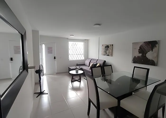 Amplios Apartamentos San Fernando Cerca A Centros Medicos