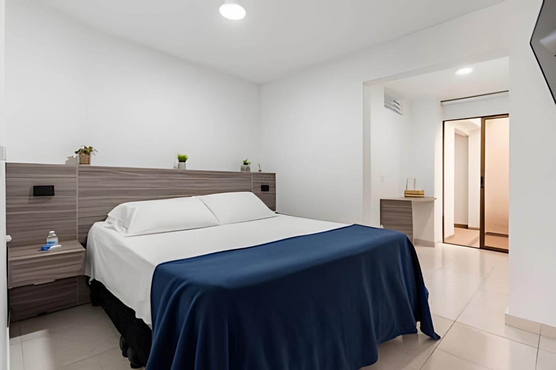 Amplios San Fernando Cerca A Centros Medicos Apartment Cali