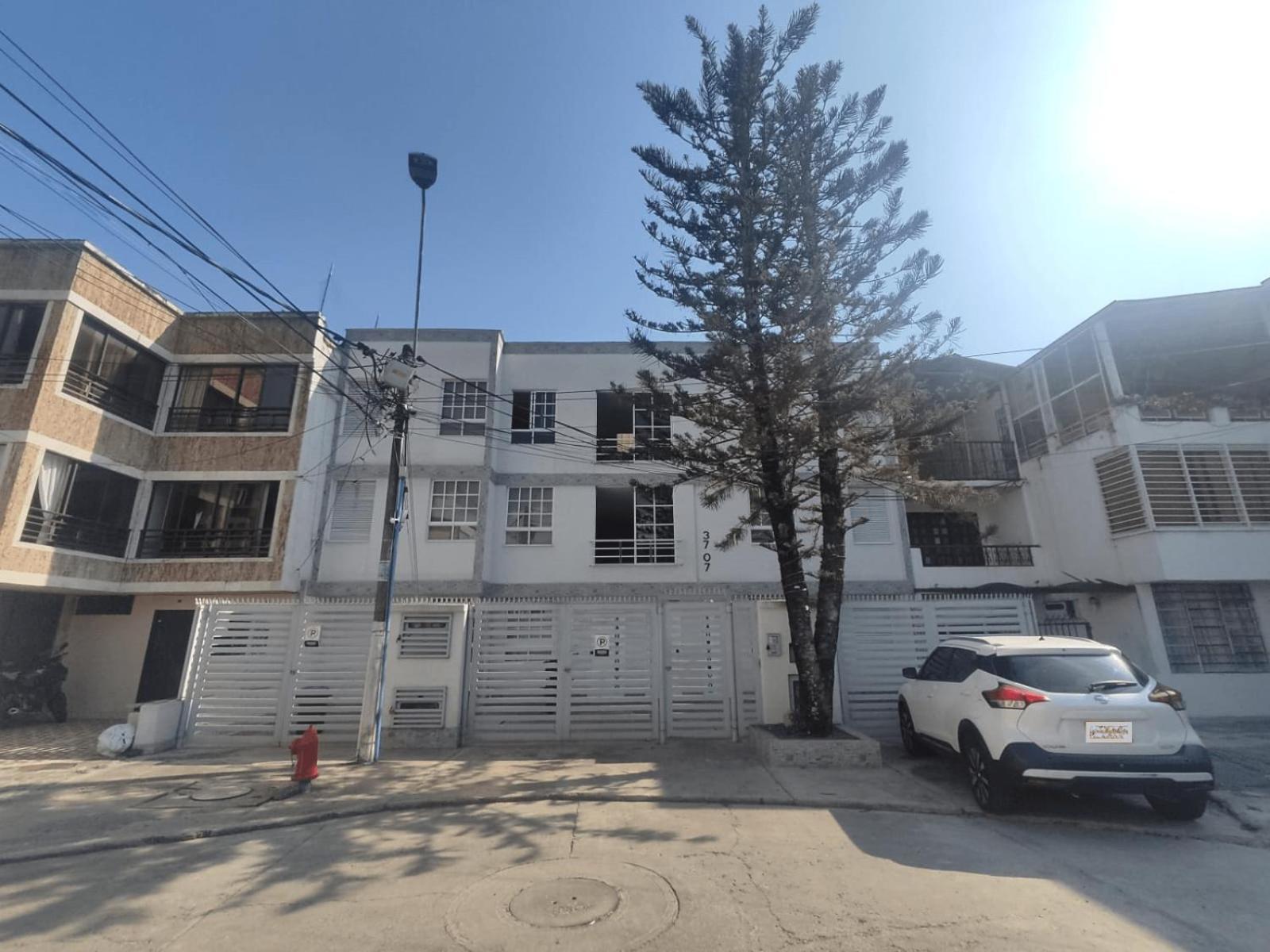 Apartment Amplios San Fernando Cerca A Centros Medicos Cali